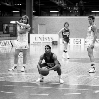 1988-074 Bo Alvin Dukes Södertälje