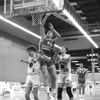 1990-254 Nr 9 Henrik Evers Täby